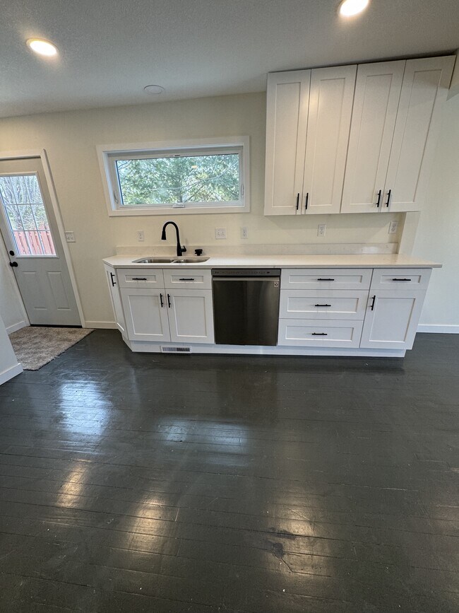Photo - 18361 Minnetonka Blvd