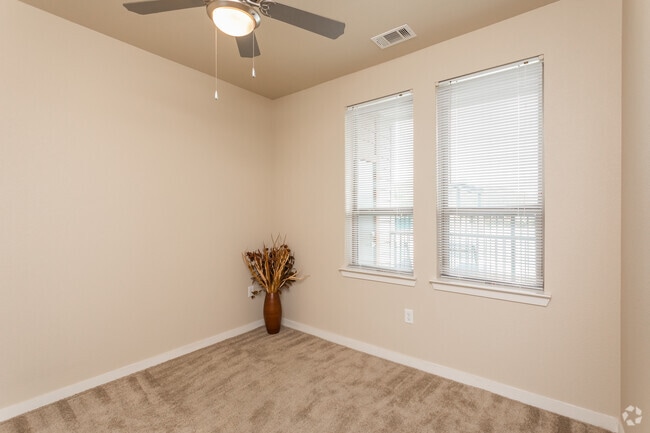 2BR, 2BA - 949SF Bedroom