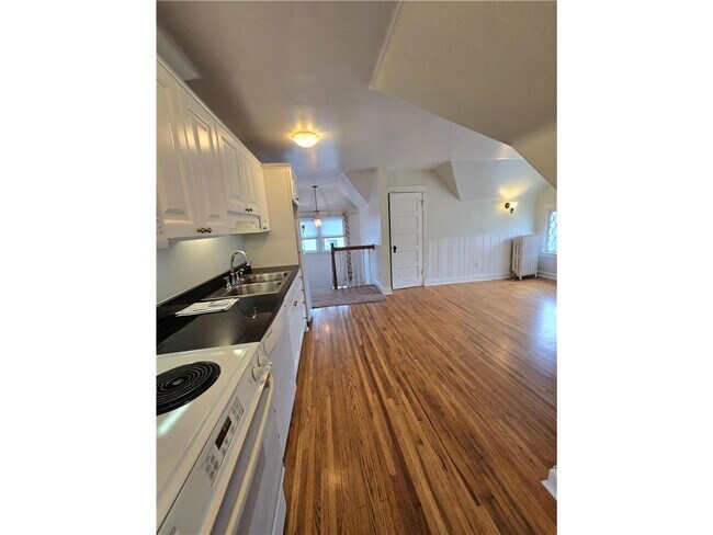 Photo - 1712 W 31st St