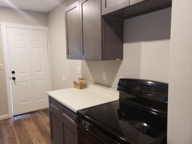 Photo - 385 Church St N Unit 1