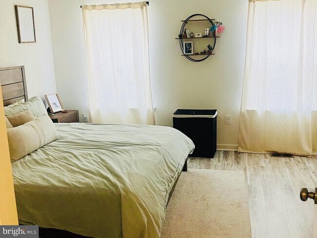 Photo - 4935 Laurel Valley Ln