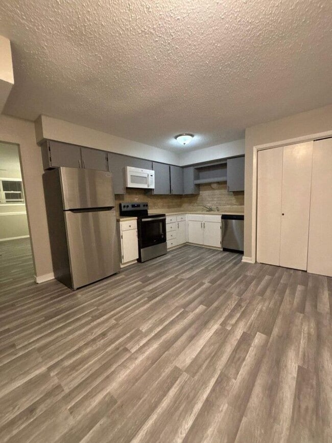 Building Photo - 4136 Enden Ln