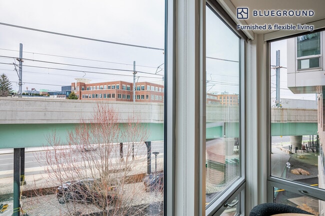5 Glassworks Ave Unit SI FL3-ID1289