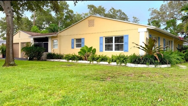 Photo - 441 47th St N