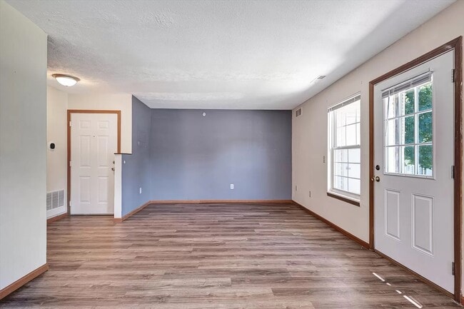 Elm Point Apartments