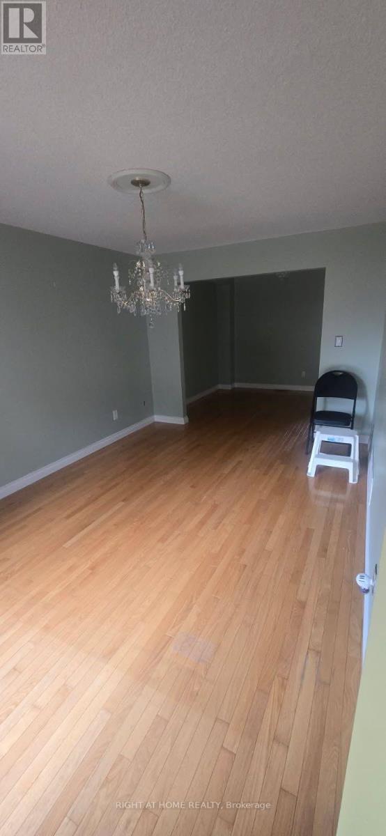 Photo - 508 Farnham Ct