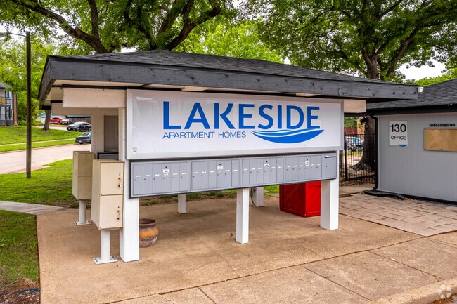 Lakeside Apartments