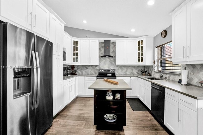 Photo - 18071 Clear Brook Cir