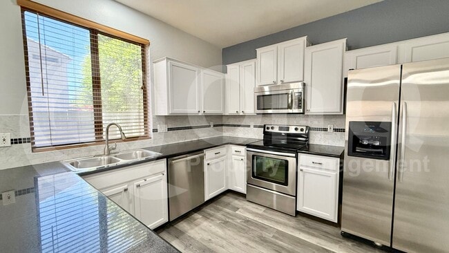 Photo - 9231 E Lindner Ave