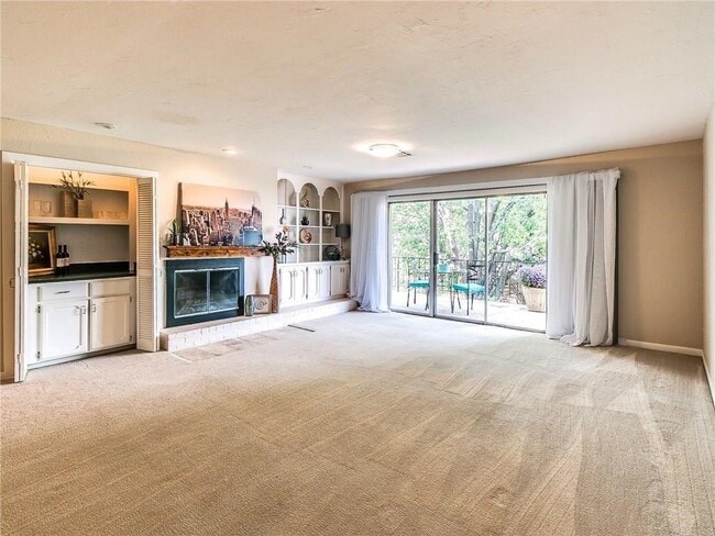 Photo - 1533 Glenbrook Dr