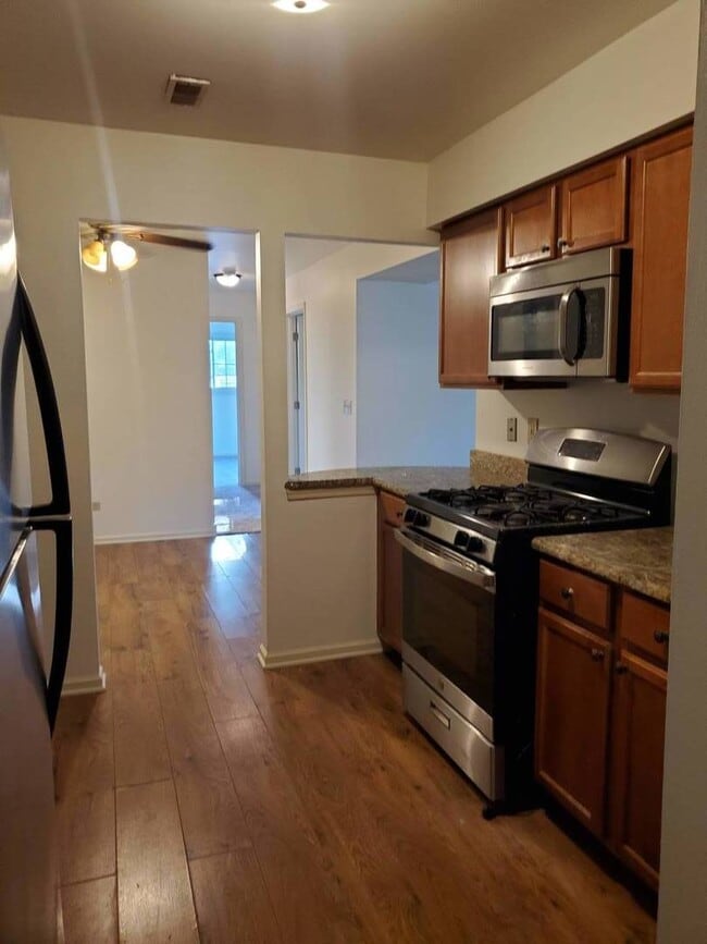 Photo - 833 Village Quarter Rd Unit G4