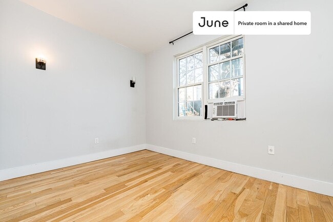 Photo - Room in Shared 3 bed/1 bath home Unit B