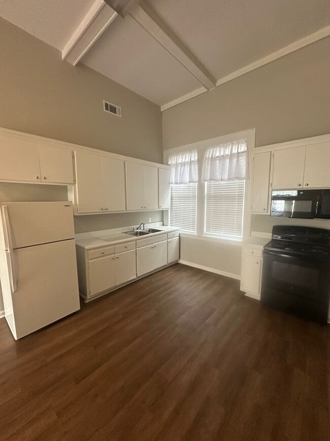 Photo - 1304 Drayton St