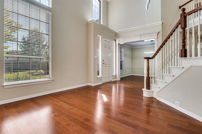 Photo - 602 Signet Ct