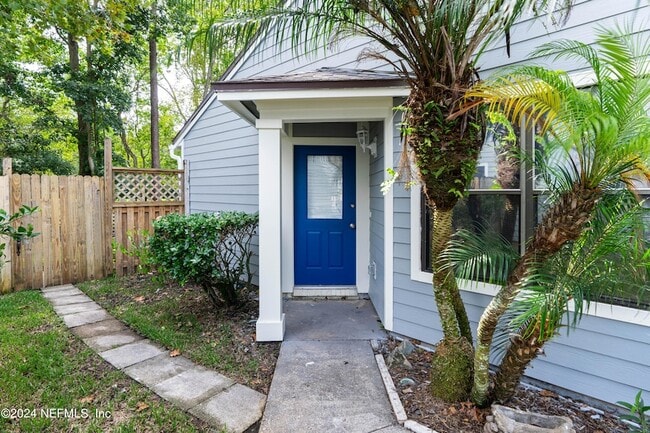 Photo - 3912 English Colony Dr S