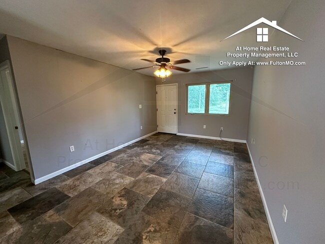 Photo - 107 Spruce Dr Unit 107 Spruce Drive