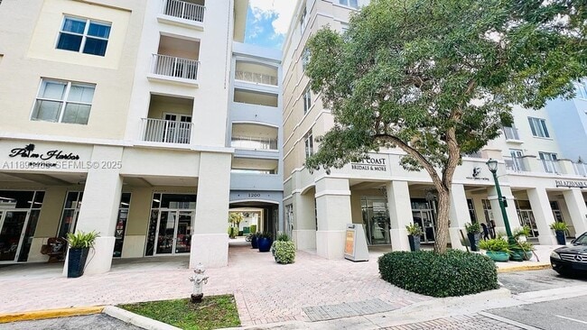 Building Photo - 1200 Town Center Dr Unit 403