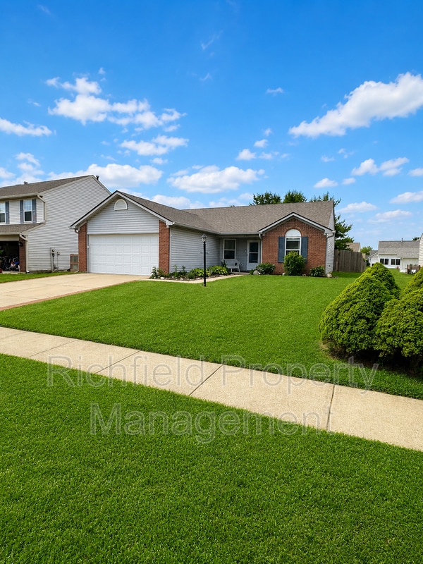 Photo - 1704 Crimson Ln