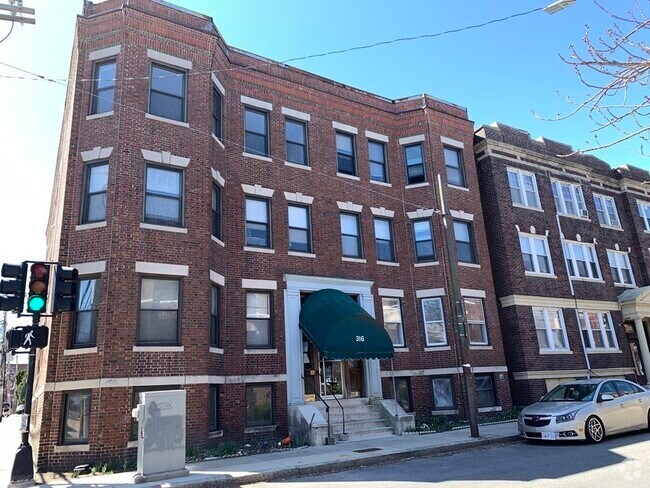 Building Photo - 316 Summit Ave Unit 9 Rental