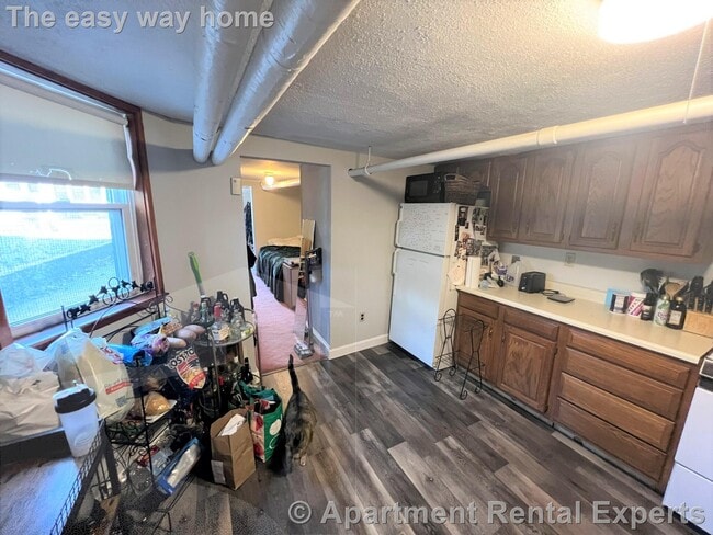 Photo - 29 Cameron Ave Unit #B