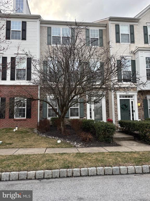 Photo - 1803 Darlington Ln