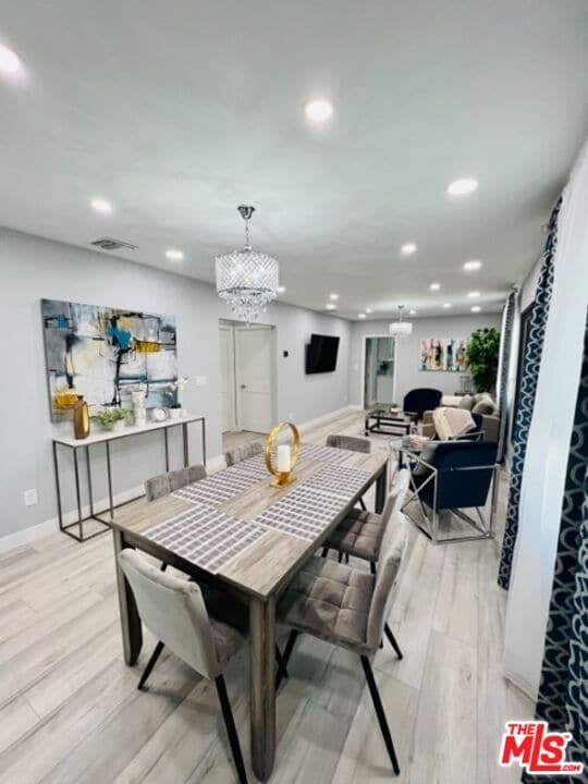 Photo - 515 Myrtle St