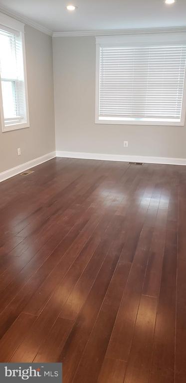 Photo - 1103 Morse St NE