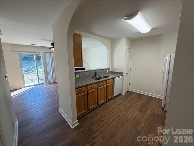 Photo - 7499 Bluff Point Ln