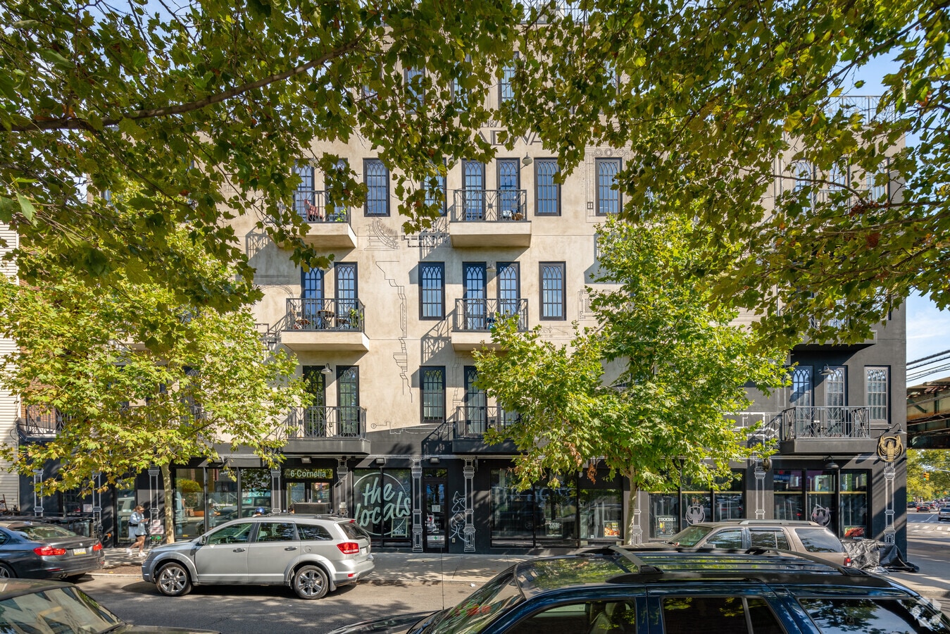 Photo - 1487 Broadway