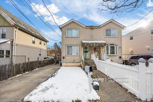 Photo - 18 Wayne St Unit 2