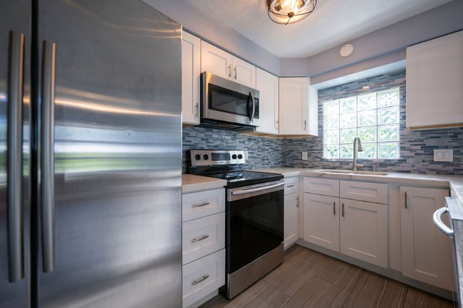 Photo - 902 NE 34th St Unidad W