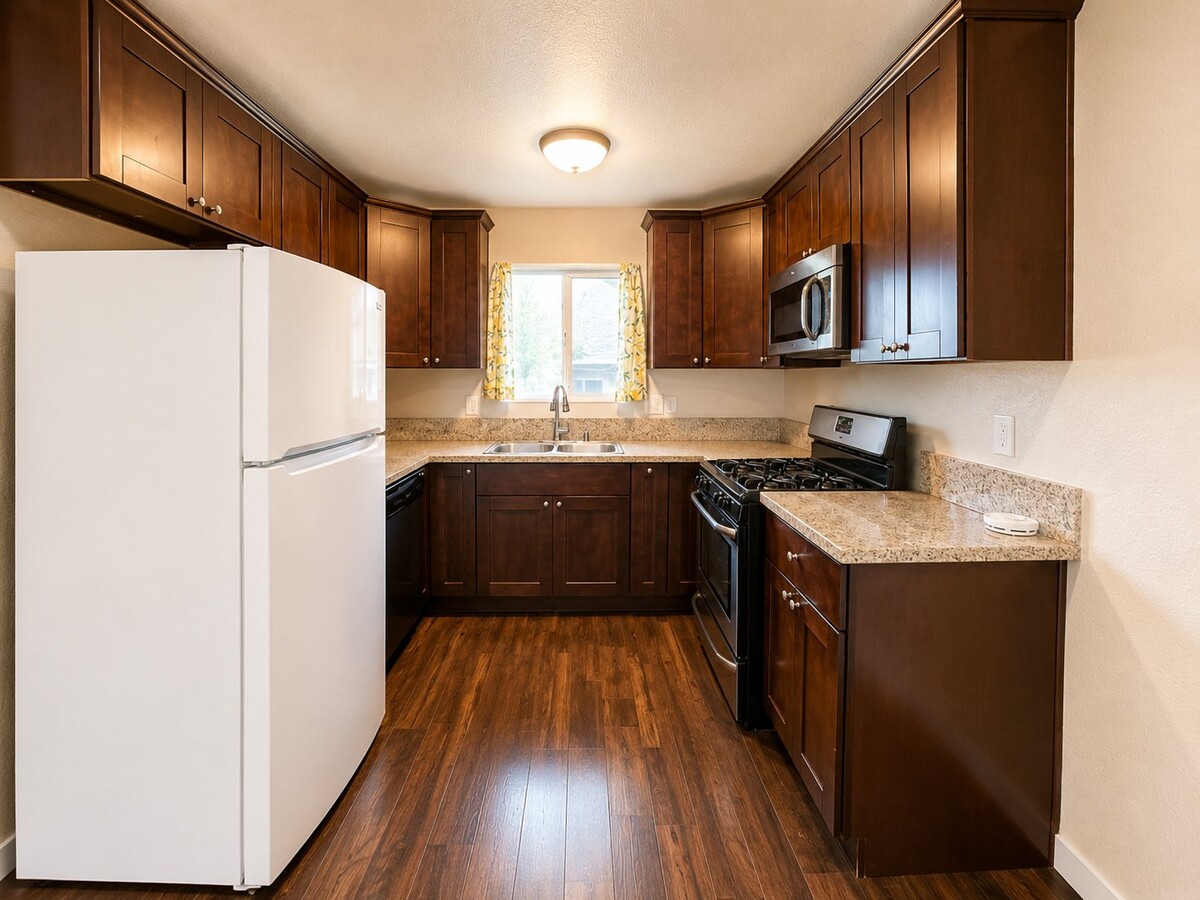 Photo - 3517-3523 J St Unit 3523