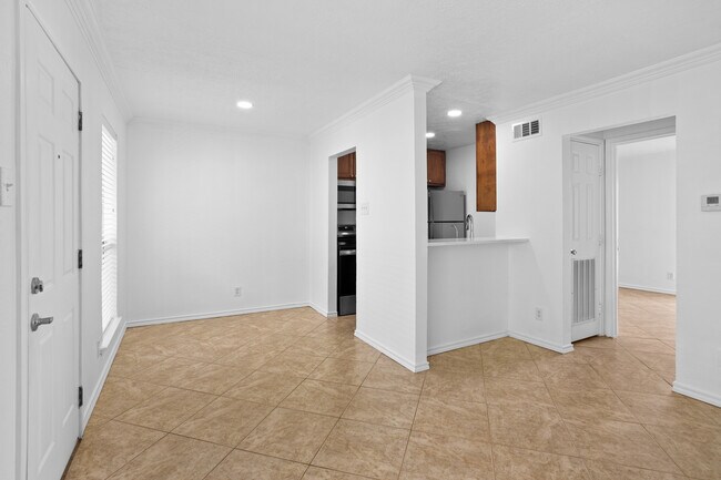 5727 Richmond