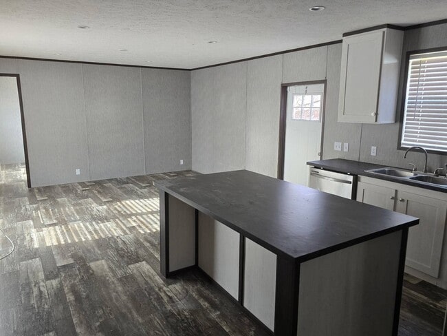 Photo - 2524 Redoubt Cir