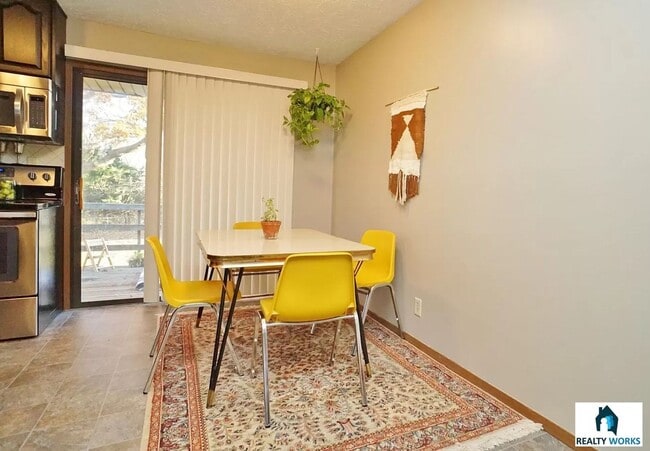 Photo - 4 Bedroom House for Rent