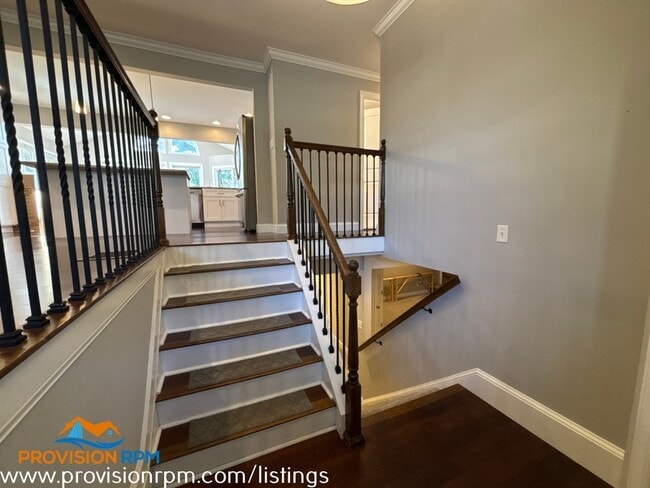 Photo - 625 Edwards Rd