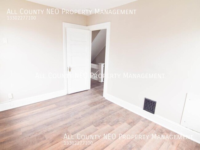 Photo - 1222 W Clifton Blvd