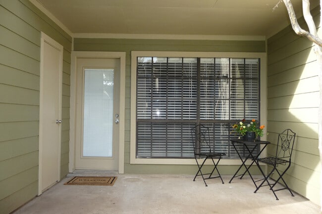 Courtyard Apartments and Mini Storage