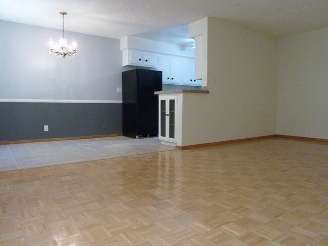 Photo - 2055 Rodney Dr Unidad 111