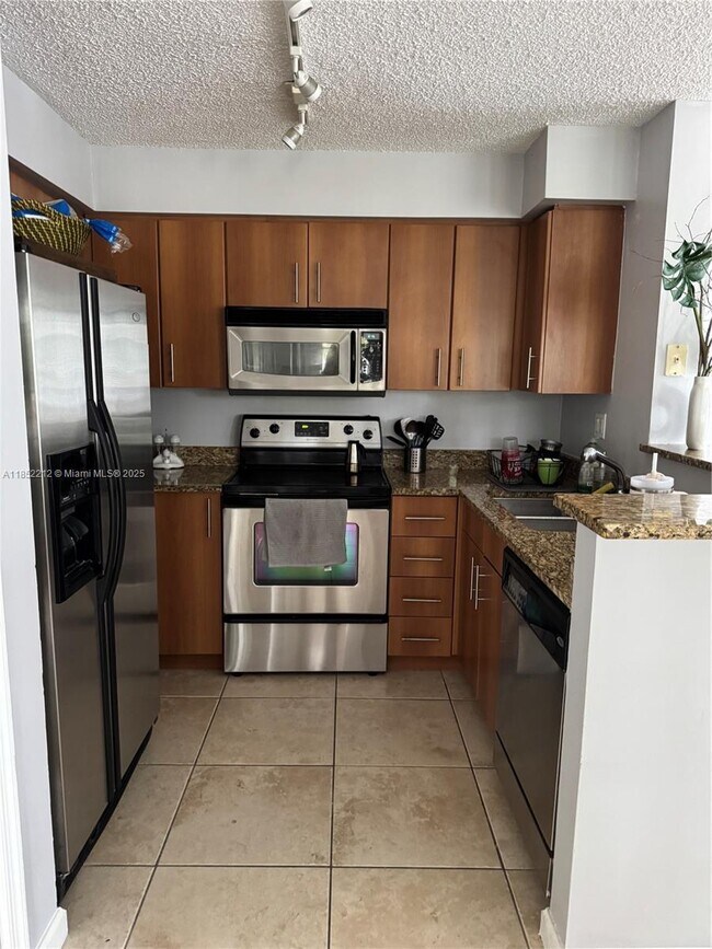 Photo - 1165 Crystal Way Unit B