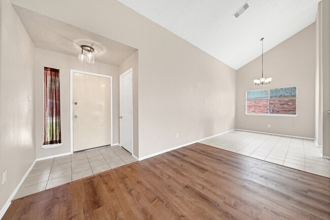 Photo - 710 Old Colony Dr