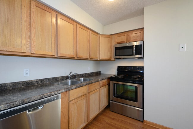 Photo - 2105 Hillview Road Unidad 2