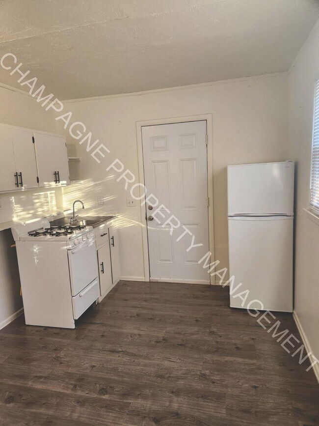 801 N Osage St - 801 N Osage St Unit C