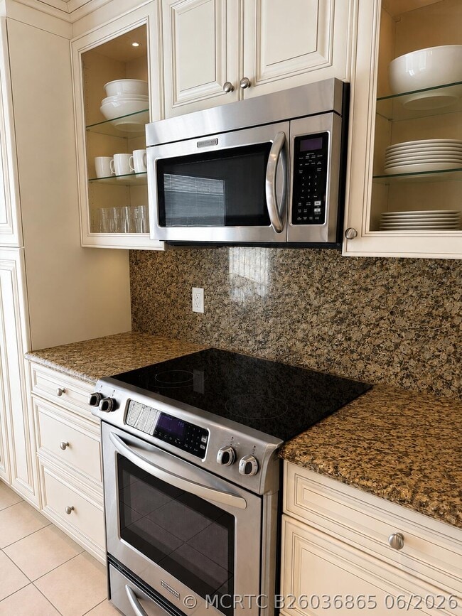 Photo - 6845 SE Bunker Hill Dr