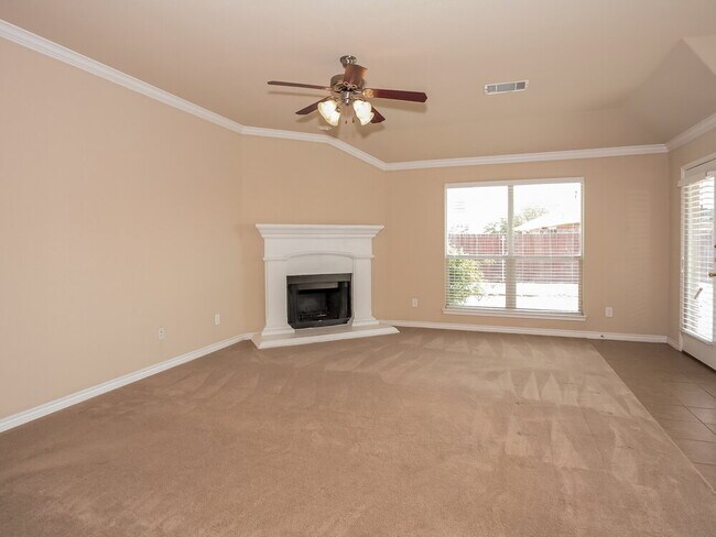 Photo - 1352 Barrel Run