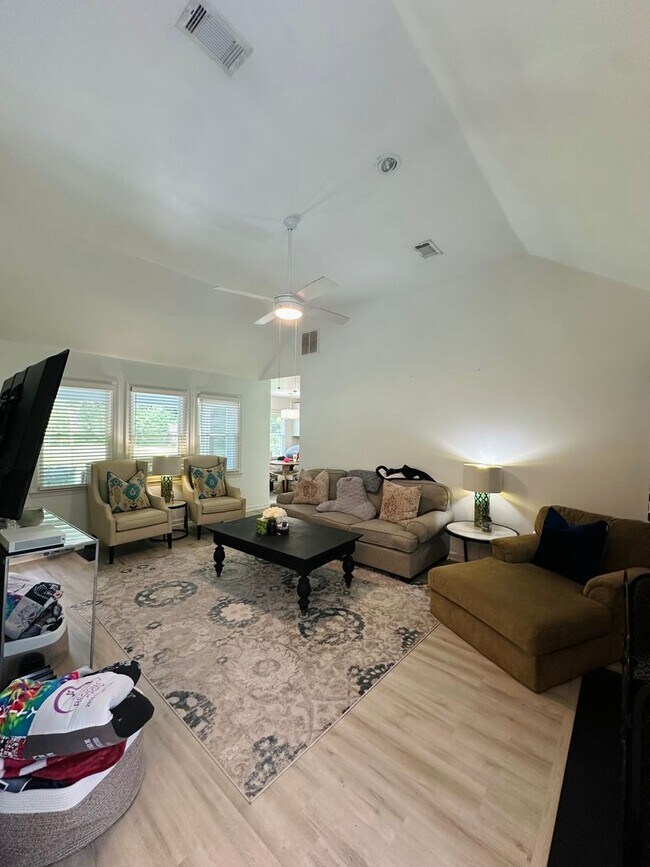 Photo - Updated 3 Bedroom home on the Eastside