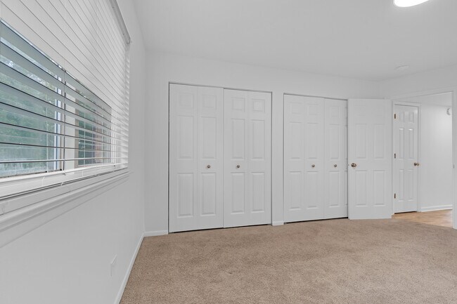 900 S Plum Grove Rd Unit Plum Grove
