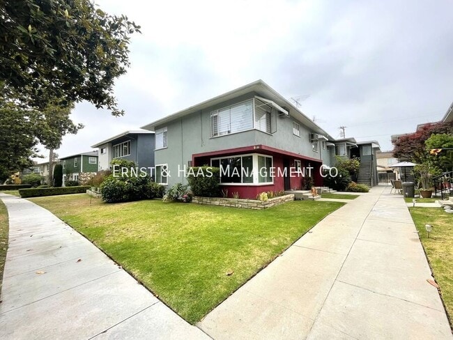 Building Photo - 640 E Carson St Unit #5