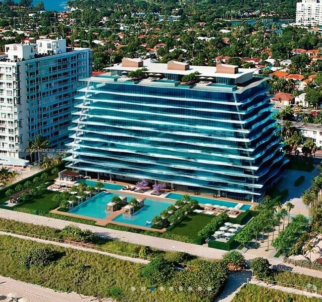 Building Photo - 9349 Collins Ave Unit 502 Rental