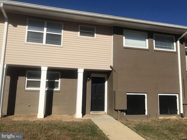 Photo - 2050 Nike Dr